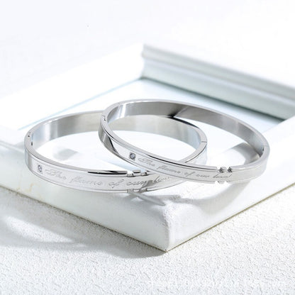 誓言手飾｜純銀情侶對手環 · 可客製化字母刻字